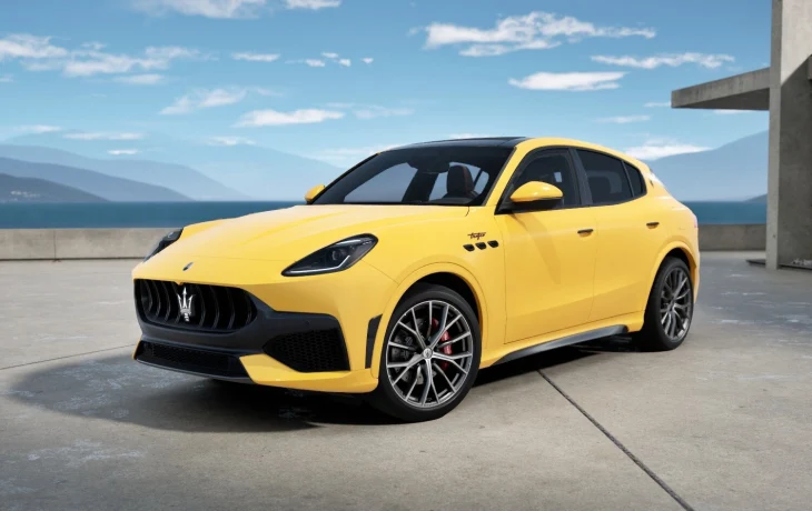 Обновлённый Maserati Grecale: более строгое лицо и расширенная моторная гамма