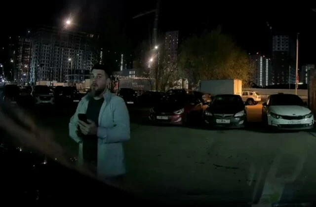  Конфликт в Балашихе: водителю не дали припарковаться
