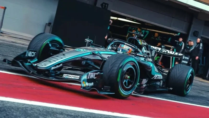 Mercedes привезла McLaren почти секунду. Итоги третьего дня тестов Ф1 в Барселоне