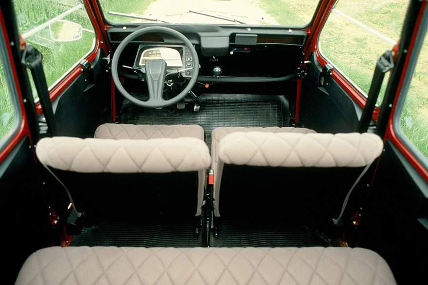 Классический Citroen 2CV