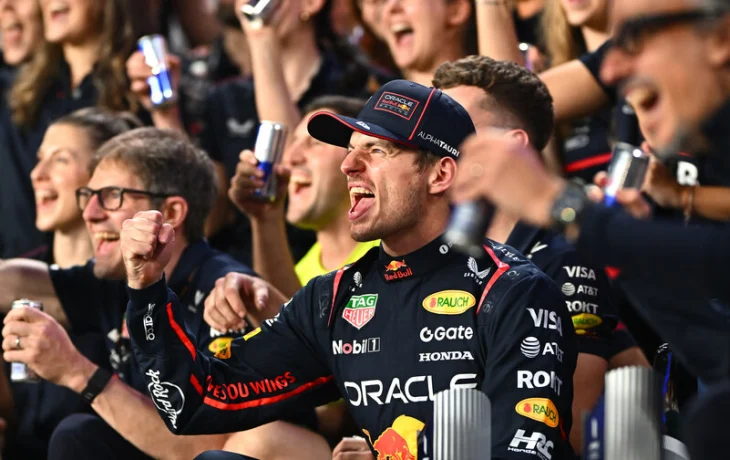 Берни Экклстоун: Ферстаппен заслужил титул в сезоне-2025