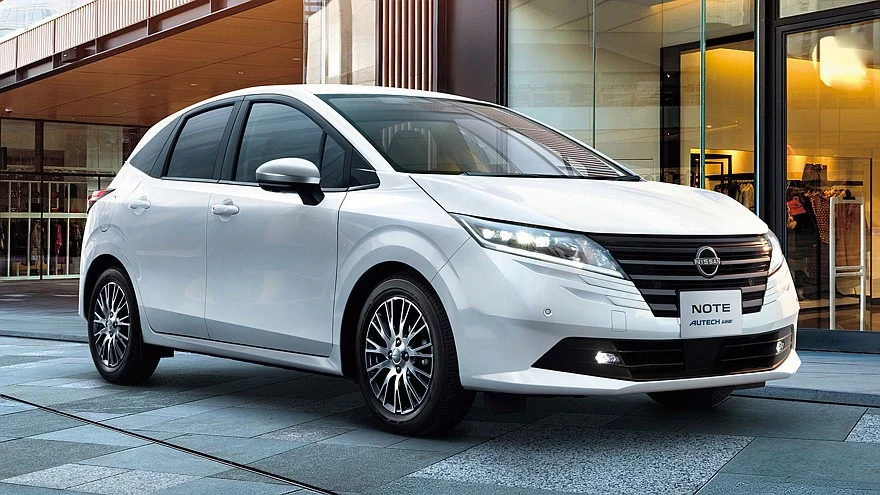 На фото: посвежевший Nissan Note Autech Line