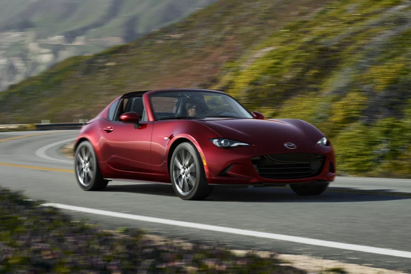 Mazda может перевести MX-5 на электротягу, хотя вариант с ДВС останется