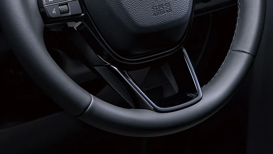 На фото: салон Honda Step WGN Spada e:HEV Black Edition