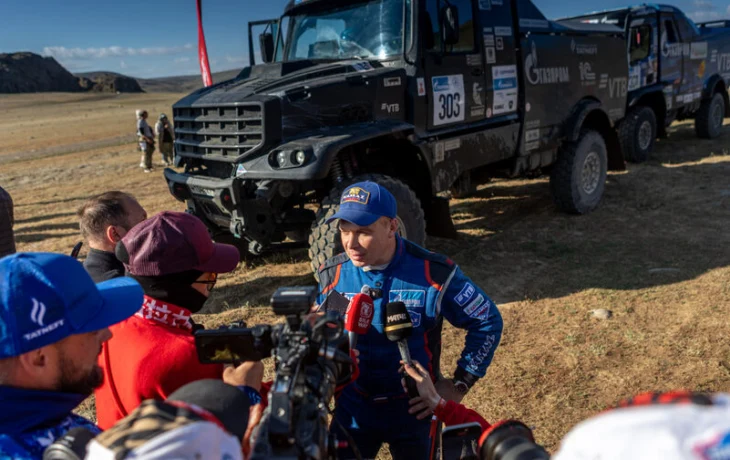 Эдуард Николаев оценил выступление КАМАЗа на &laquo;Шелковом пути-2025&raquo;