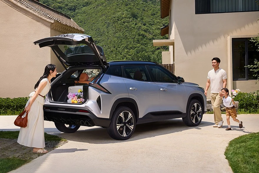 Дореформенный Geely Boyue для Китая