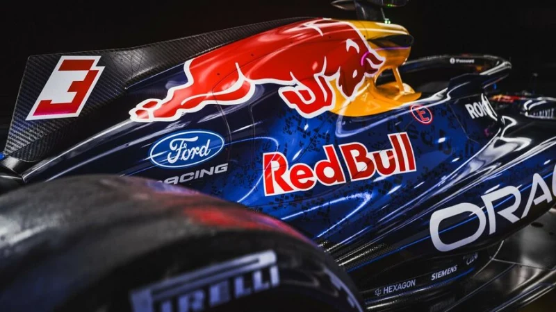 Red Bull Racing представила ливрею машины для сезона Формулы 1 2026 года