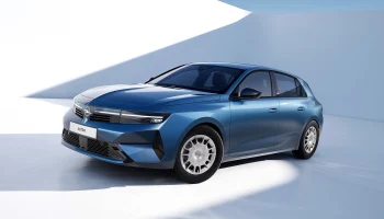 Ближе к народу: у Opel Astra появилась бюджетная версия Start на &laquo;штамповках&raquo;