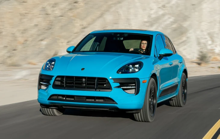 Выстрел в ногу: Porsche окончательно попрощается с бензиновым Macan этим летом