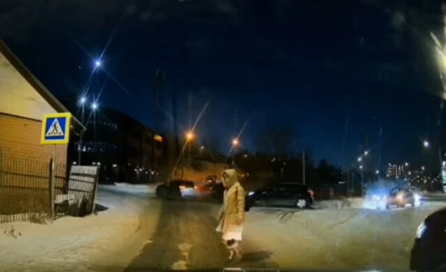  &laquo;Ты чего тормозишь?&raquo;: в Иркутске женщина женщина не соблюдала дистанцию, въехала в автомобиль и 