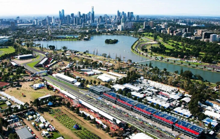 Трансляция гонки Формулы 1 в Австралии. Начало трансляции &mdash; в 6:50 по мск