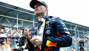 Источник: Red Bull предложила Ферстаппену восьмизначную сумму, чтобы удержать его в команде