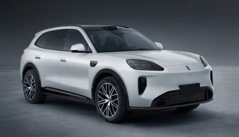 SAIC и Huawei готовят к дебюту флагманский кроссовер Shangjie Z9 в стиле Porsche
