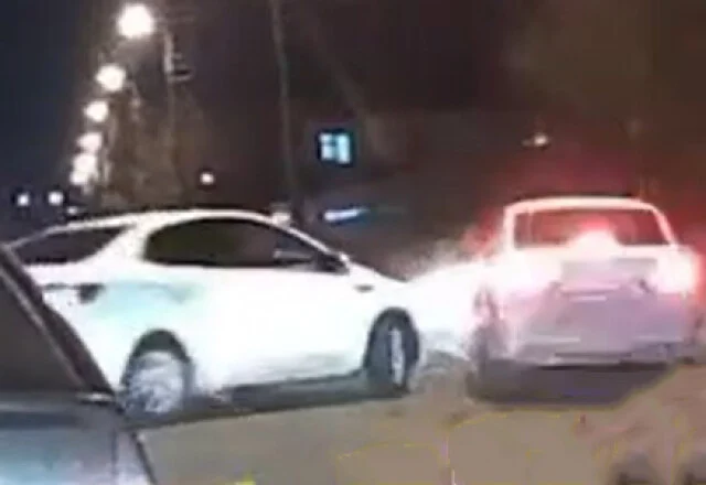  Не убедился в безопасности маневра: &laquo;Лада&raquo; и иномарка столкнулись на перекрестке в Пензе