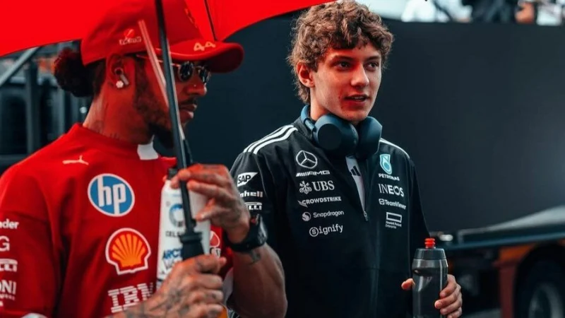 &laquo;Лучший союзник для молодых пилотов&raquo;, &ndash; Mercedes поблагодарила Хэмилтона