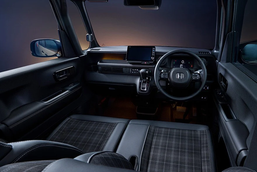 Honda N-Box Joy в новой версии Black Style