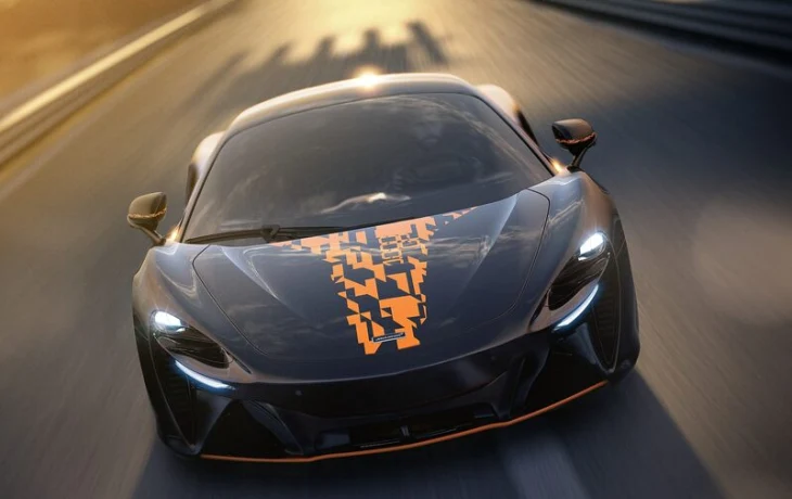 McLaren сделал особый суперкар Artura в честь 1000-й гонки в Формуле 1