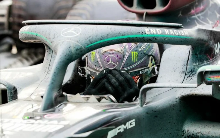 &laquo;Льюис сломал все стереотипы о гонщике&raquo;. Apple TV выпустит фильм про Хэмилтона