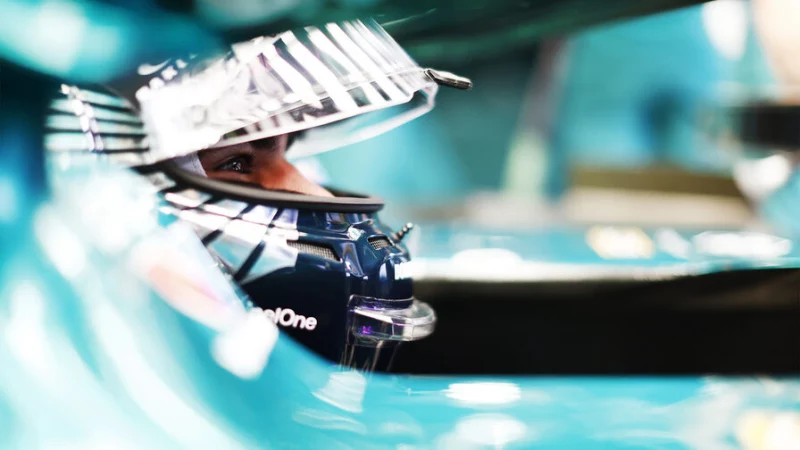 Лэнс Стролл быстрее всех в тренировке Формулы 1 в Китае