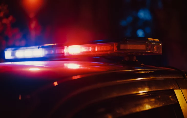  В Санкт-Петербурге водитель кроссовера подрезал седан и скрылся