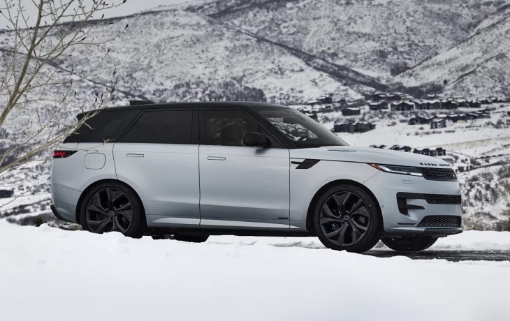 Range Rover Sport обзавёлся версией с креплением для лыж, функцией массажа и подросшей ценой