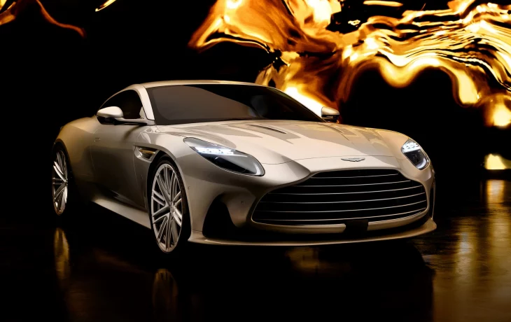 Aston Martin DB12 Goldfinger: купе с золотой отделкой для фанатов Джеймса Бонда