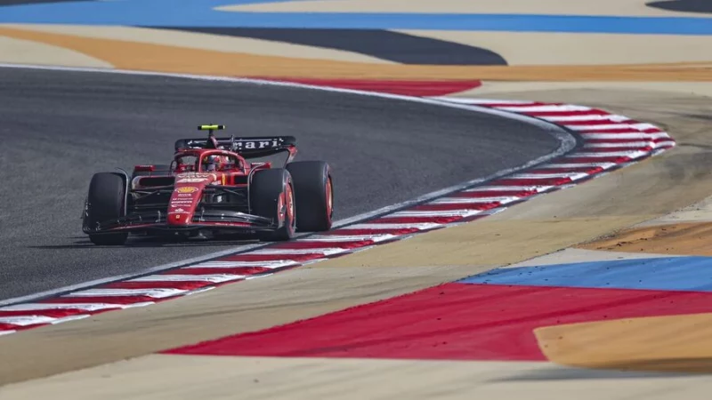 Карлос Сайнс &ndash; лучший в финальной тренировке Ф1 в Бахрейне, Хэмилтон &ndash; 12-й