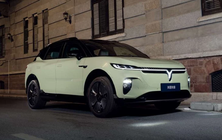 Гамму Voyah скоро пополнит &laquo;бюджетный&raquo; кроссовер: официальные фото