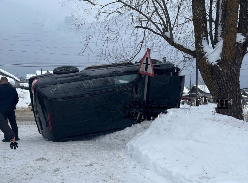 &amp;#171;Остановил пьяного&amp;#187;: в Нижегородской области пенсионер на &amp;#171;Ладе&amp;#187; подбил внедорожник
