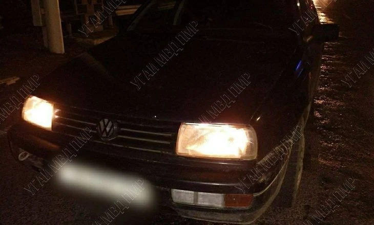 В Приднестровье автомобиль сбил двух школьниц: Пенсионер за рулем не успел вовремя среагировать на п