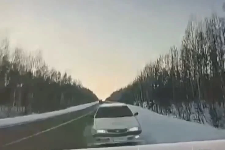  Две &laquo;Тойоты&raquo; лоб в лоб столкнулись на трассе Хабаровск &ndash; Комсомольск-на-Амуре: погибли два челов