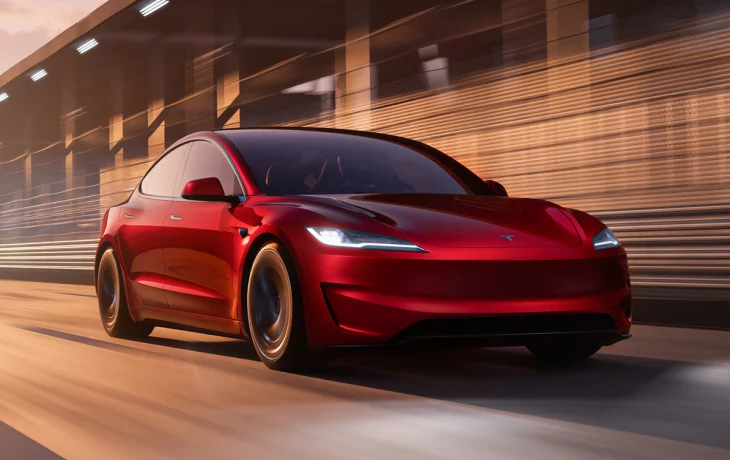 Tesla рассекретила обновлённую топовую версию Model 3 Performance