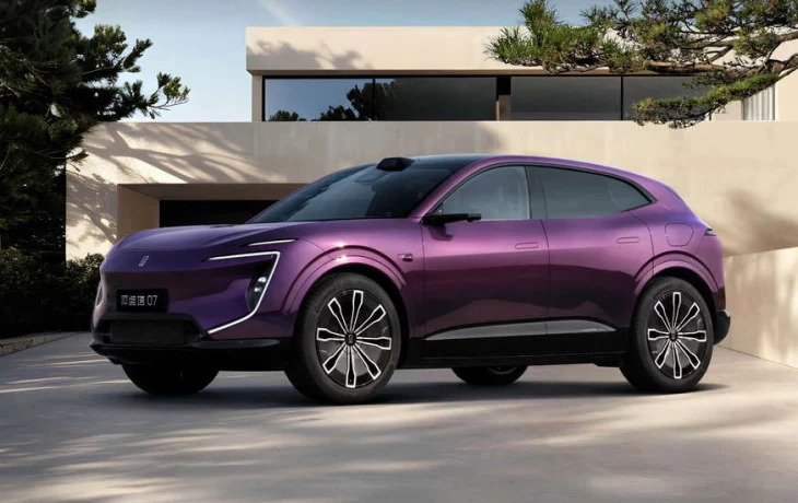 &laquo;Бюджетный&raquo; кроссовер Avatr 07 от Changan предложен с двумя типами силовых установок