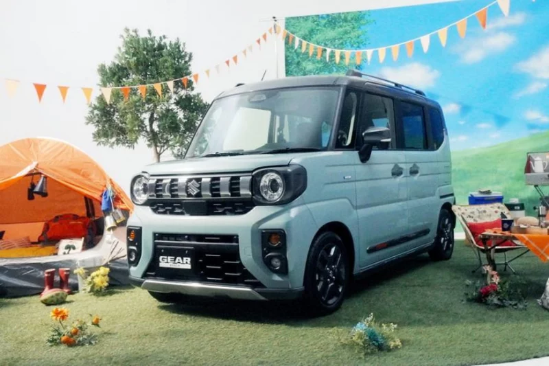 Вэн Suzuki Spacia нового поколения: теперь и &laquo;внедорожная&raquo; версия Gear