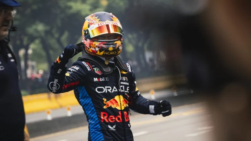 Юки Цунода протестирует болид Red Bull в Абу-Даби