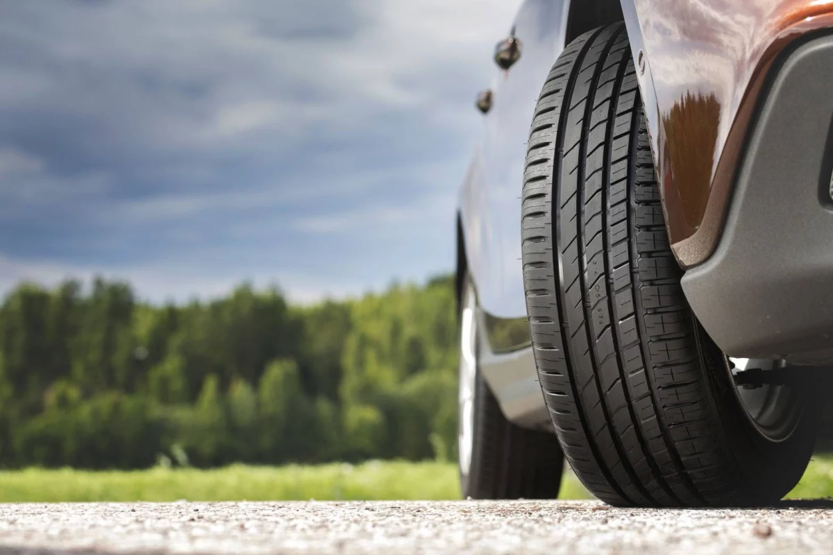 Летние шины - безопасность и комфорт на дороге