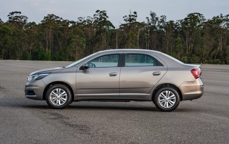 UzAuto анонсировала рестайлинг Chevrolet Cobalt и зафиксировала ажиотаж на уходящий Lacetti
