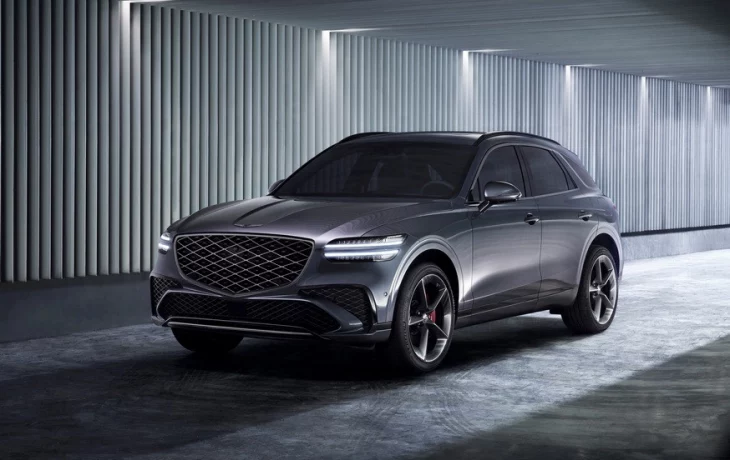 Обновлённый Genesis GV70 поступил в продажу: теперь без дизеля