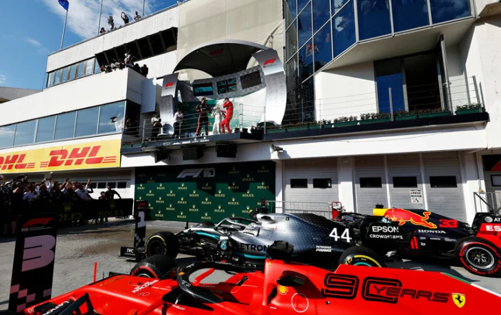 Тото Вольф: Не представляю Хэмилтона в Ferrari &ndash; ему не идет красный цвет