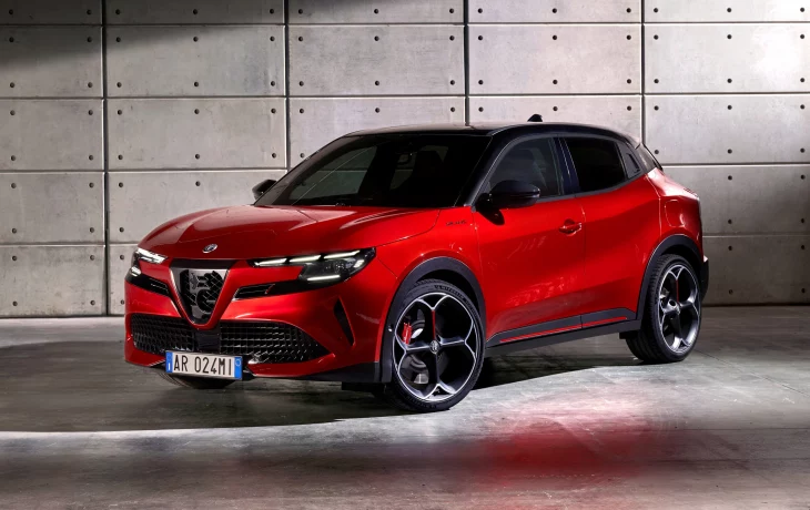 Alfa Romeo Milano: крутой дизайн, азартное шасси и полноприводная гибридная версия Q4