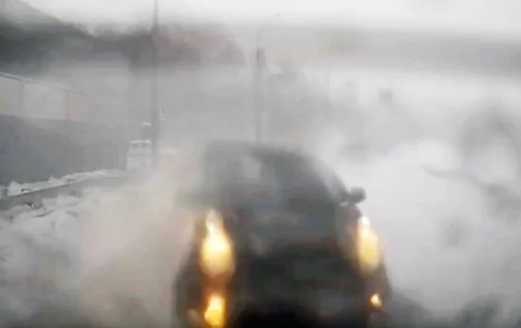  ДТП на съезде с Бугринского моста в Новосибирске: у виновника не было страховки