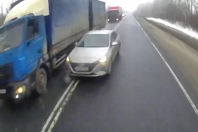  Опасный обгон на трассе М-5 привёл к ДТП