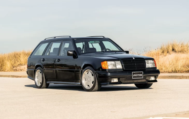 Уникальный Mercedes-Benz 300 TE 6.0 AMG по прозвищу &laquo;киянка&raquo; продадут на аукционе