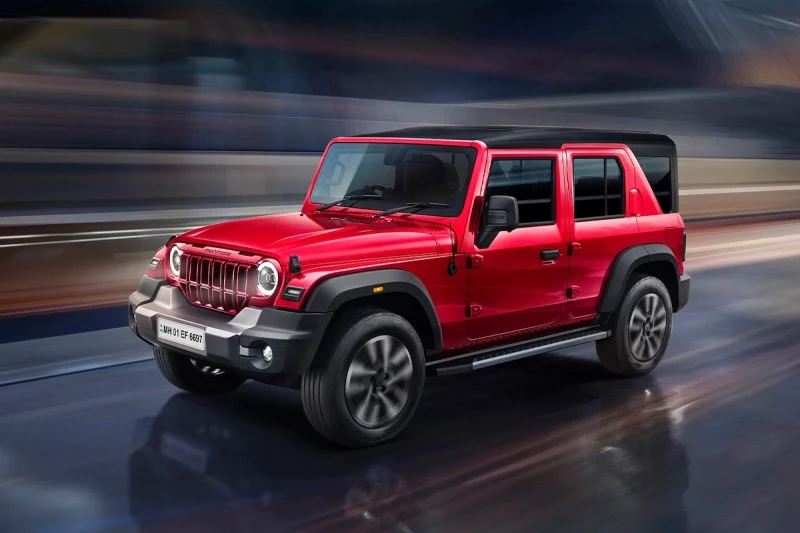 Пятидверный Mahindra Thar Roxx: &laquo;стиснутые зубы&raquo; на передке и новая платформа