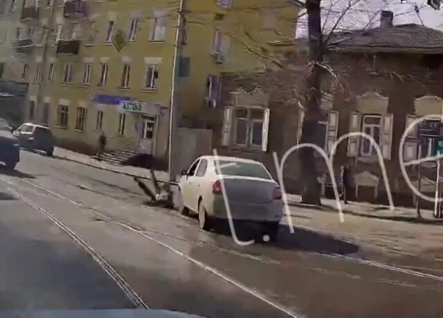  В Иркутске водитель иномарки не заметил и сбил пешехода