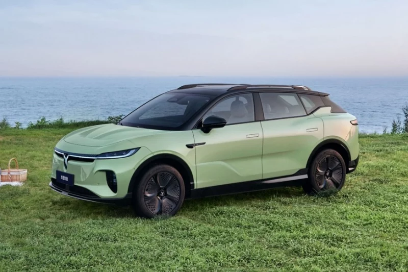 &laquo;Бюджетный&raquo; кроссовер Voyah Courage начинает карьеру с ажиотажного спроса