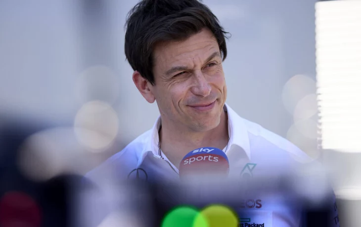 &laquo;Машина или четкие ценности&raquo;. Тото Вольф предложил Ферстаппену выбор