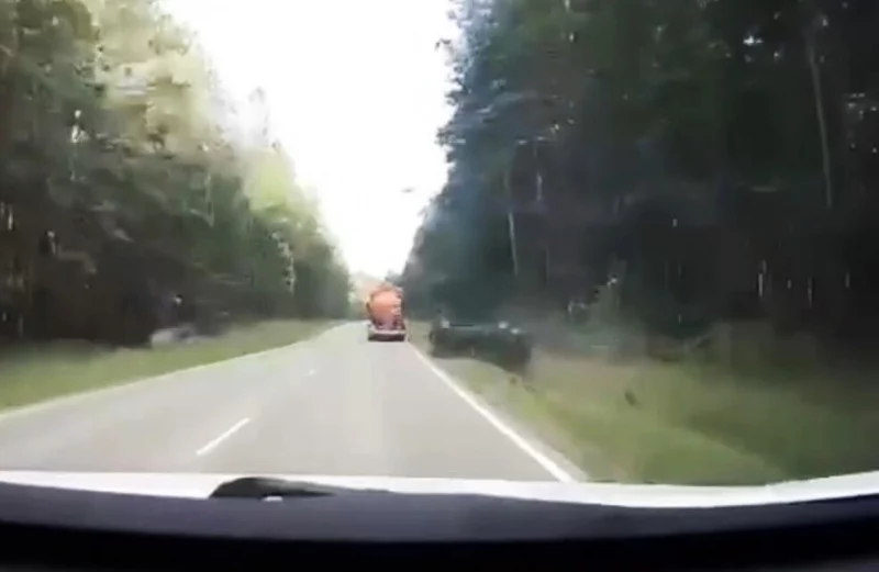  &laquo;Дернула рулем и оказалась в кювете&raquo;: женщина и её сын пострадали в ДТП в Иркутской области