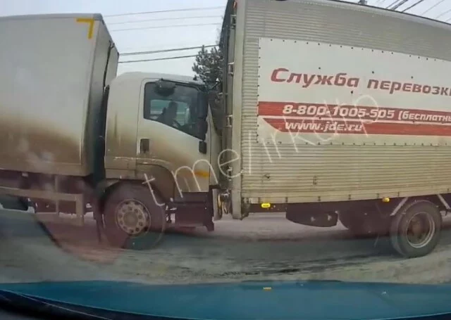  ДТП в Иркутске: оба водителя сделали вид, что ничего не заметили, и уехали