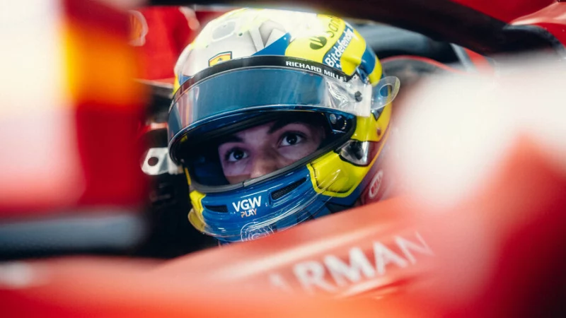 Оливер Бирман вернулся за руль машины Формулы 1. Видео